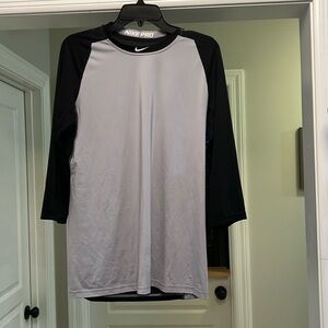 Nike pro 3/4 sleeve shirt